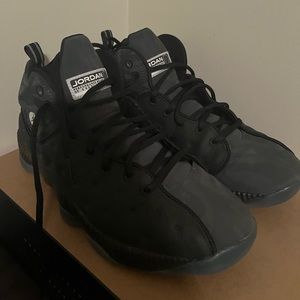 AIR JORDAN JUMPMAN II CAMO GREY SNEAKERS SIZE 9